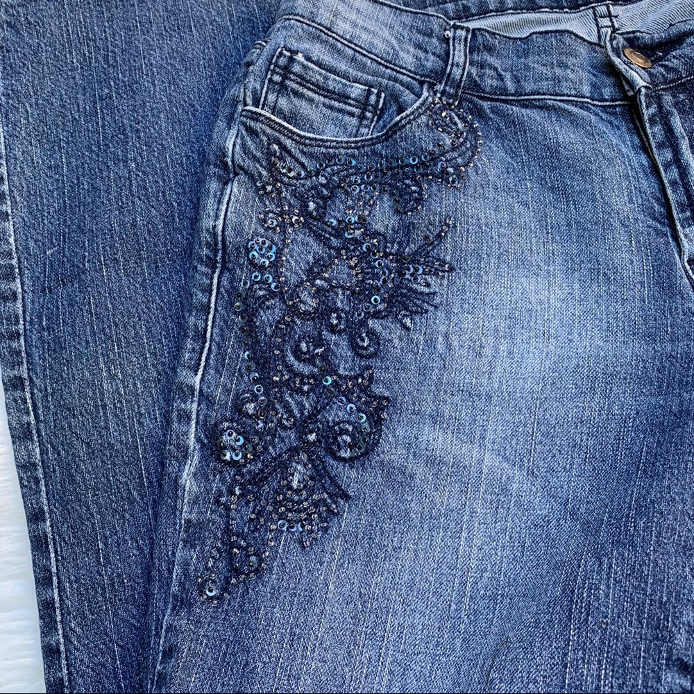 Marquis Embellished Jeans - Picture 7 of 11